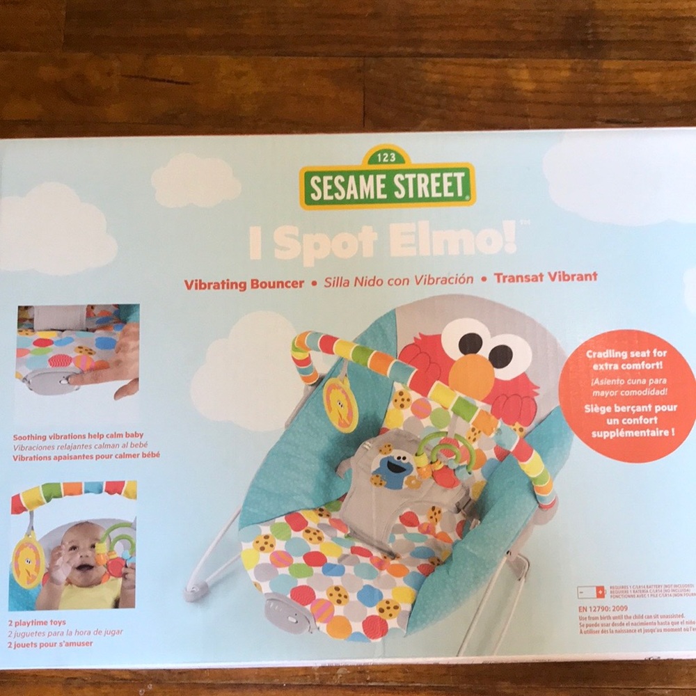 Sesame Street I spot Elmo vibrating bouncer